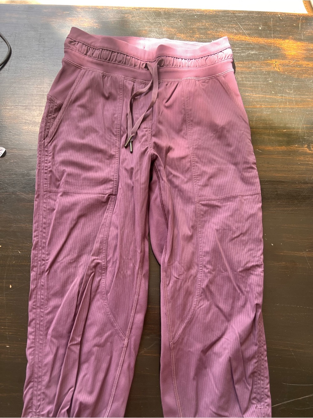 Lululemon crop pants